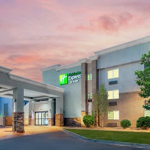 Holiday Inn Express & Suites Wheat Ridge-Denver West, An Ihg Hotel